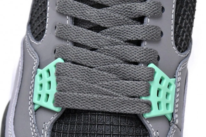 308497-033 Retro Jordan Green Air Glow 4 0822